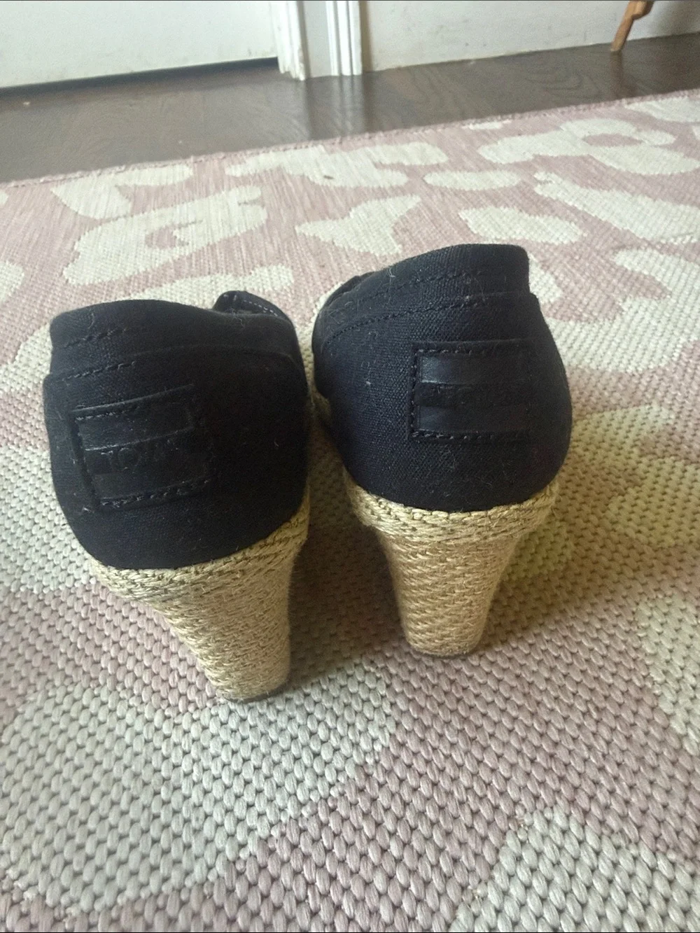 TOMS Black Canvas Peep Toe Espadrille Wedges Size 9M
